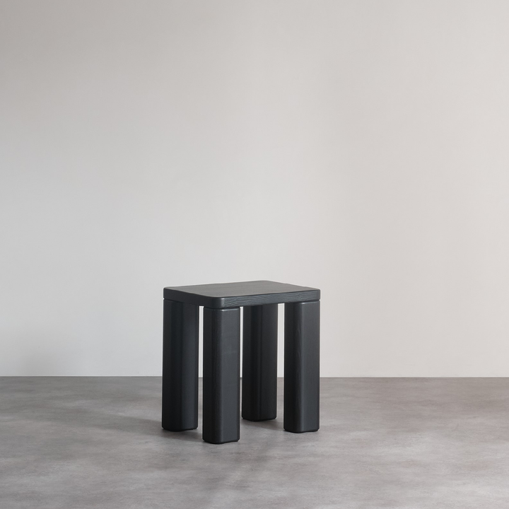 Goldfinger + Tate stool — black
