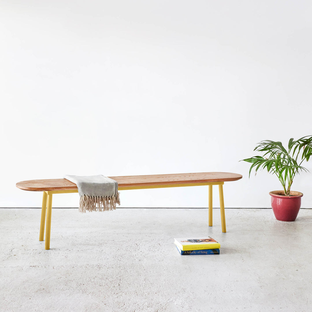 Muse Bench - Goldfinger - Sustainable furniture - Powder-coated steel legs