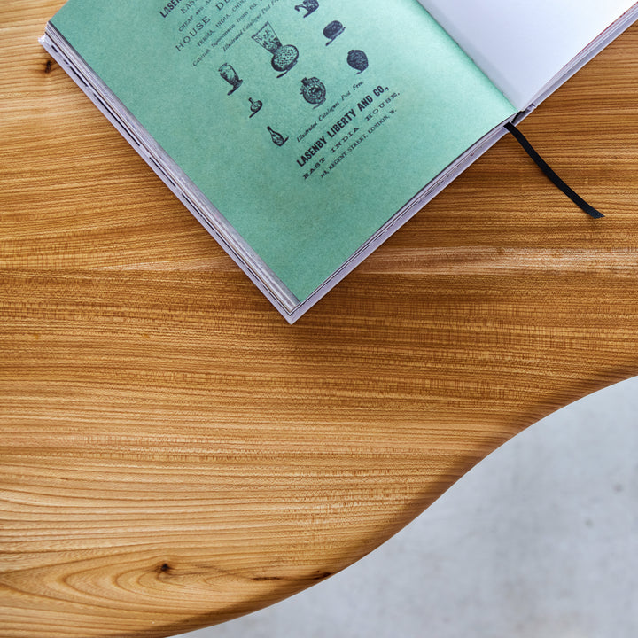 Detail view of the Goldfinger Broadleaf desk, sustainable elm furniture