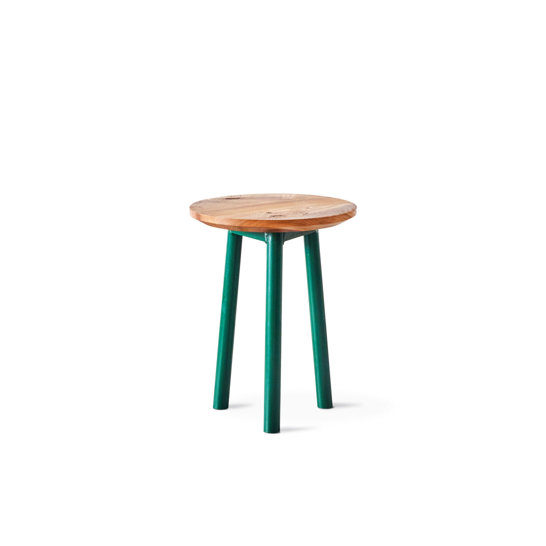 Muse stool - Goldfinger - Sustainable furniture - Powder-coated steel legs