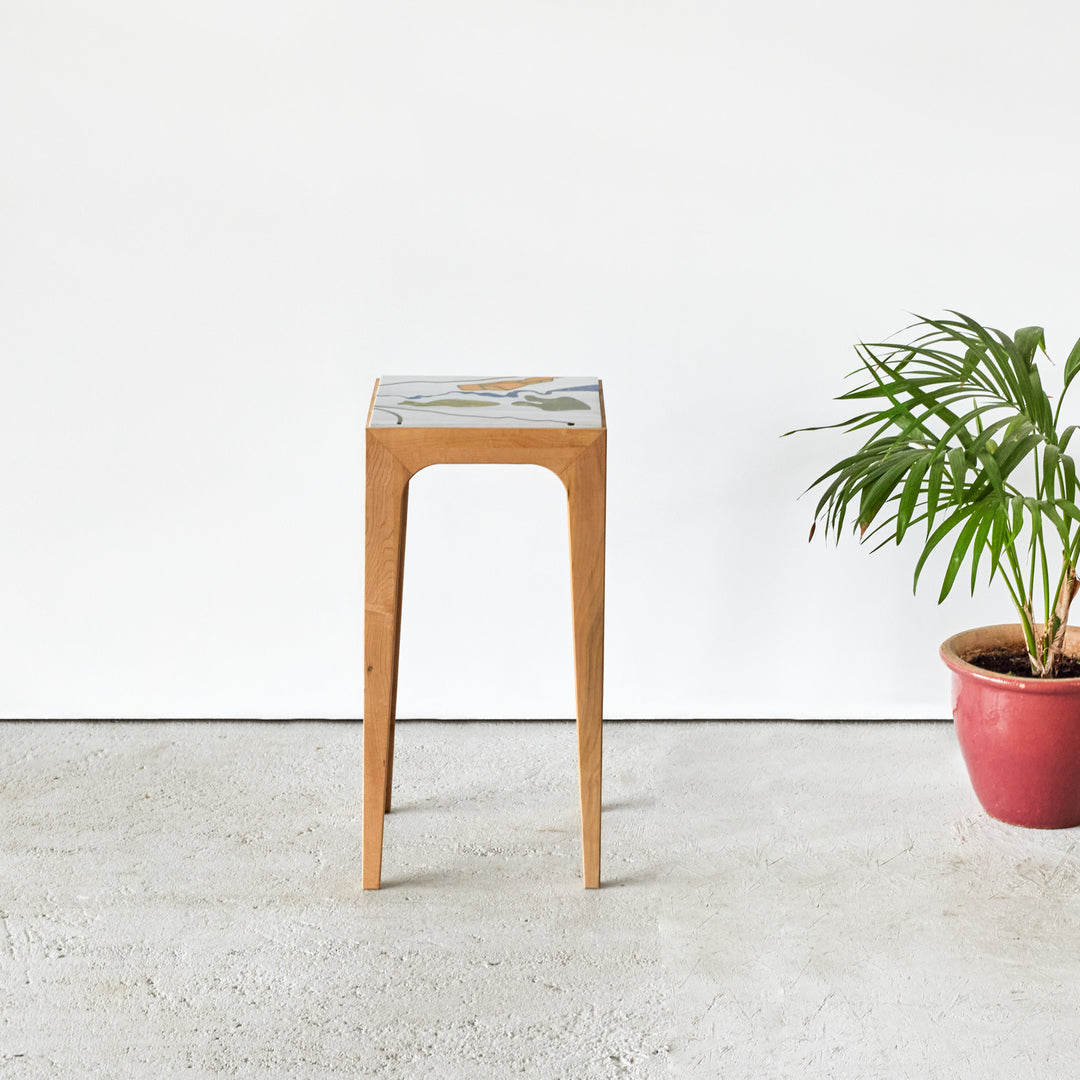 Peshawar Side table - Goldfinger x ISHKAR - Handcrafted Maple - Marble Pietra Dura - Sustainable Furniture